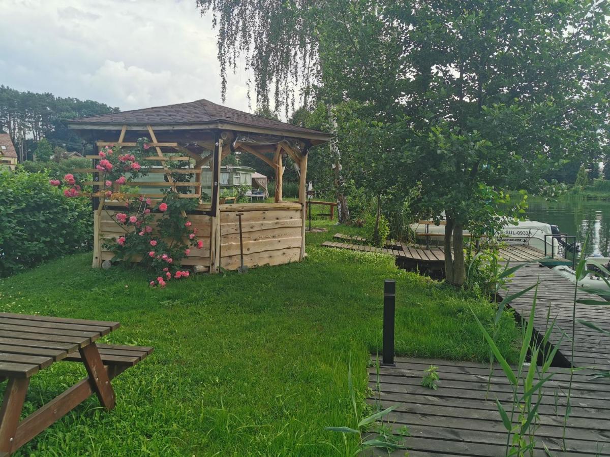 Hotel Zlota Rybka Lubniewice Exterior foto